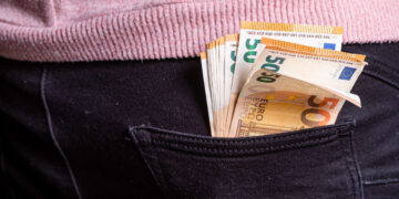 Come smettere di spendere soldi per qualcosa di inutile