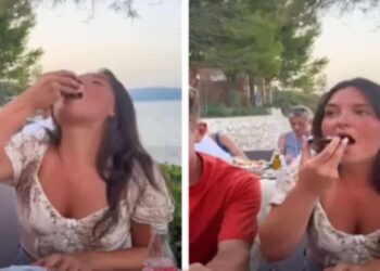 Donna prova l'ostrica per la prima volta e se ne pente all'istante