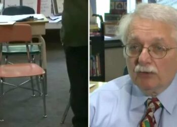 Insegnante lascia 1 sedia vuota in classe per ben 52 anni
