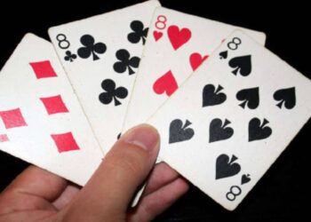 Questa illusione ottica di una carta da gioco è stata davanti ai tuoi occhi da sempre