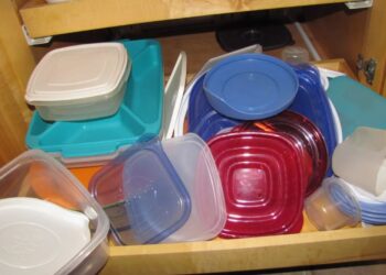 Ecco perché il tupperware in plastica rimane bagnato nella lavastoviglie