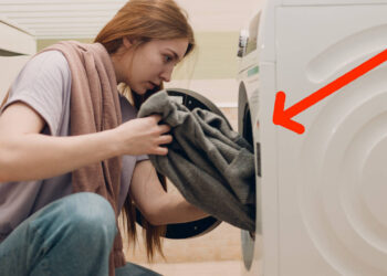 lavatrice vestiti sgualciti