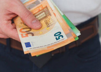 Basta contanti, ecco quando potrebbe cambiare tutto: la probabile data