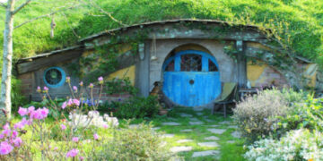 Puoi stare nel villaggio degli Hobbit nella vita reale de “Il Signore degli Anelli”