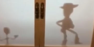 Le scatole d’ombra giapponesi di “Toy Story” danno vita ai personaggi