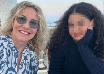 Antonella Clerici: un messaggio speciale per Maelle nel suo primo giorno di liceo.