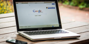 Google, più che un semplice motore di ricerca: ecco come puoi farlo lavorare per te e guadagnare un consistente importo mensile (e stiamo parlando di denaro reale)