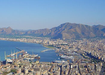 Rivelazioni in video sulla trasformazione del porto: la metamorfosi di Palermo tra la Cala e Castello a Mare